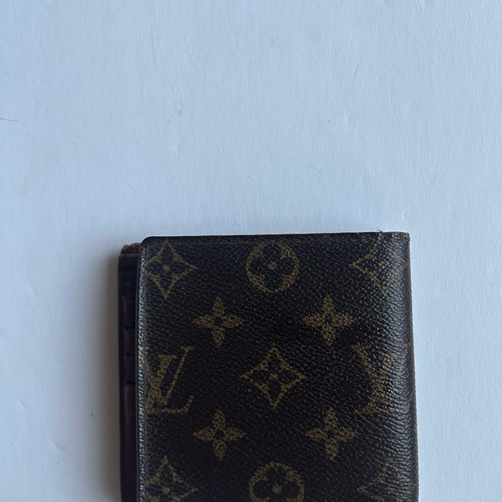 Louis Vuitton Monogram Marco Wallet - Picture 2 of 7